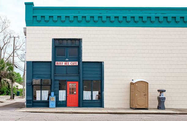 Best Best portable toilet rental  in Strasburg, OH